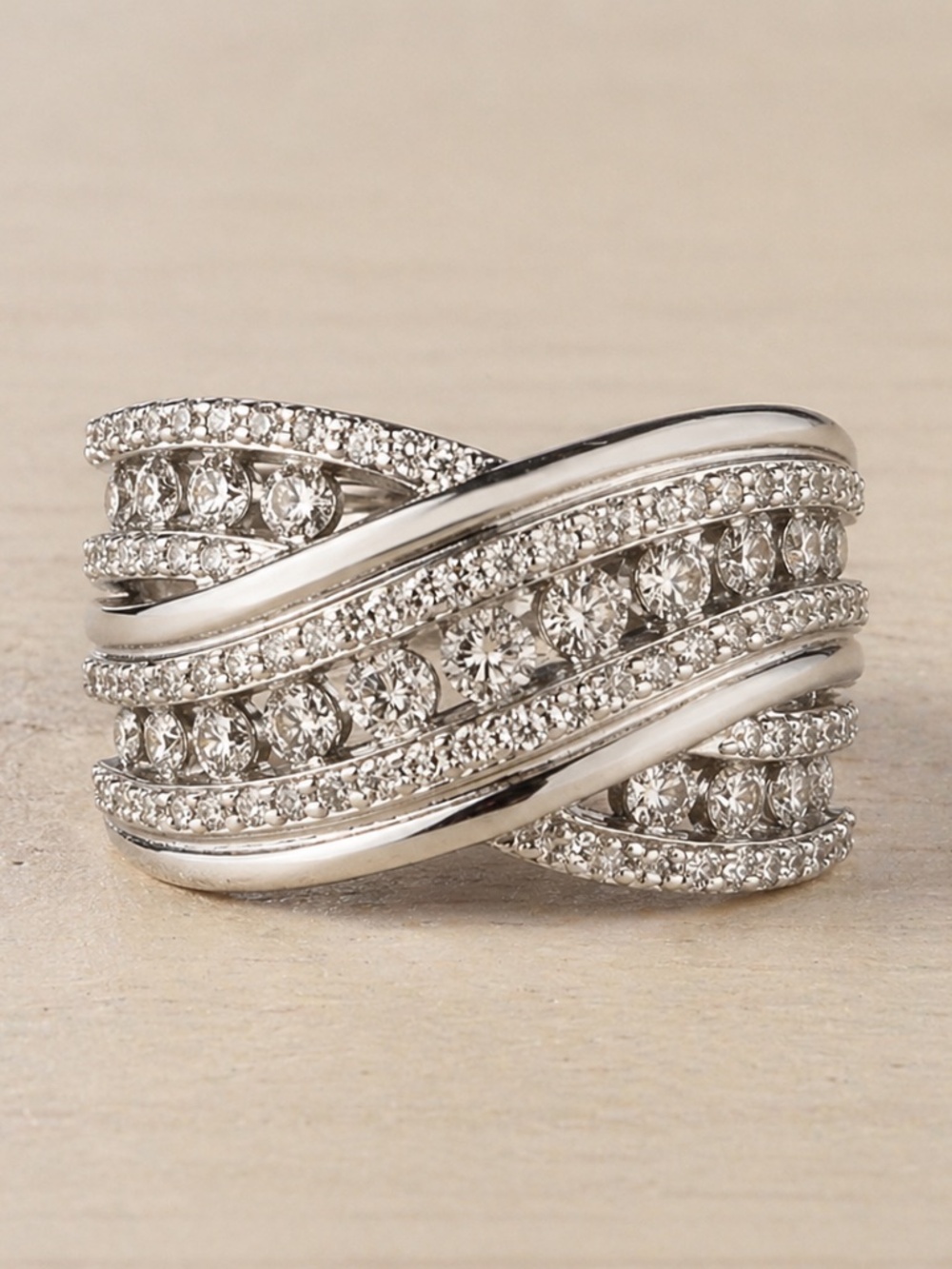 10K White Gold 1.00 Carat Natural Diamond Crossover Ring Michael Hill Size 7